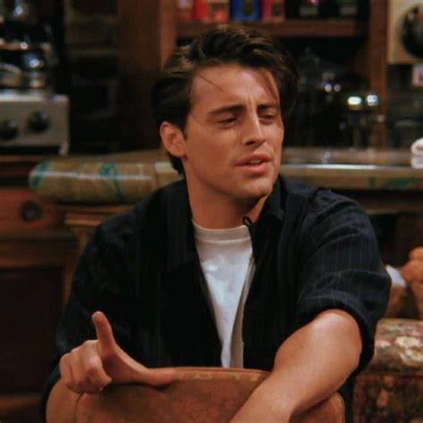 Pin by FandomFan2004 on Joey Tribbiani/Matt LeBlanc | Friends moments, Friends tv, Friends tv show