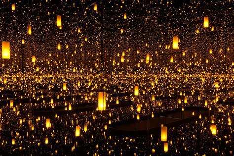 What to expect at Yayoi Kusama's Infinity Mirrors exhibit in Toronto