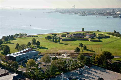 Fort McHenry Photographs | Images of Site of War of 1812 Battle