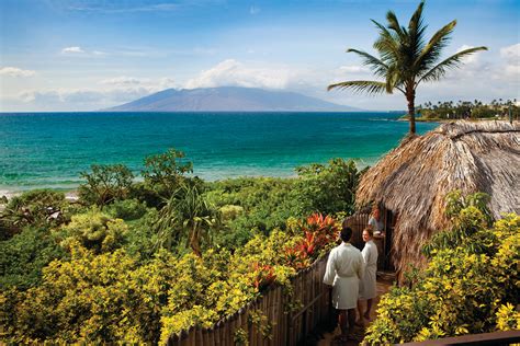 The Ultimate Foodie’s Dream Vacation at Four Seasons Maui — Spa and ...