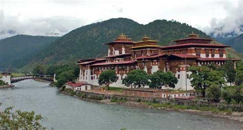 Nepal Tibet Bhutan Tour