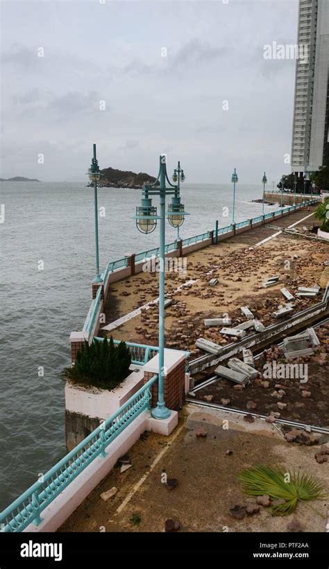 Damage from Typhoon Mangkhut in Hong Kong Stock Photo - Alamy