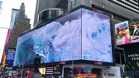 3D Billboard New York Times Square - YouTube