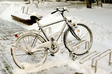 Snow covered bicycle stock image. Image of snowfall, cycle - 12830265