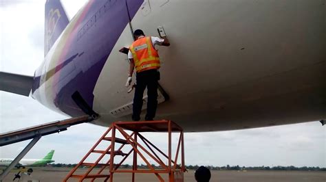 Opening Cargo Door Rear Compt A330 - YouTube