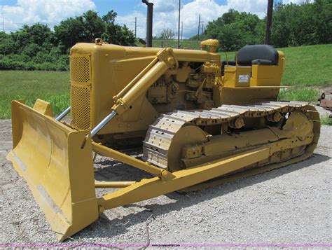 Caterpillar D6 dozer in Kansas City, MO | Item F5090 sold | Purple Wave