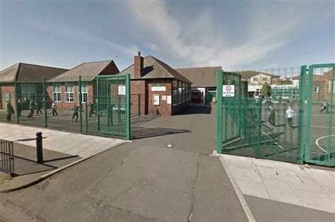 Year 4 pupils at St Vincent's Primary School in Walker asked to isolate ...