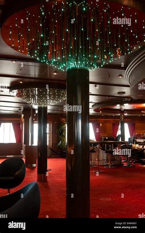 ship interior restaurant Stock Photo - Alamy