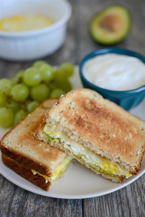 Microwave Egg Sandwich Recipe in 90 Seconds