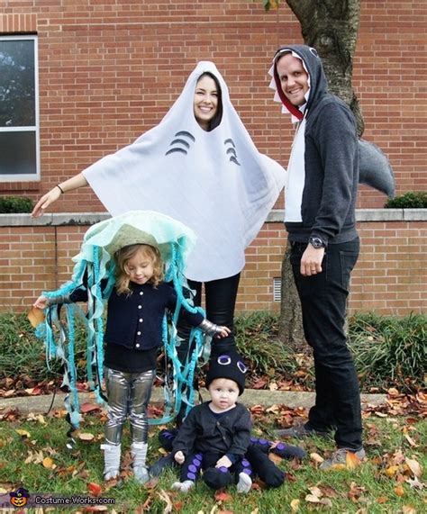 Aquatic Life Family Costume | Coolest DIY Costumes