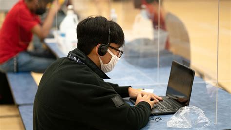 A student engages in hybrid learning amid the COVID-19 pandemic