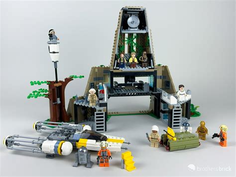 LEGO Star Wars 75365 - Yavin 4 Rebel Base - Review-SWBIX-11 - The ...