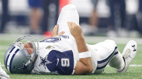 Dallas Cowboys QB Tony Romo suffers left collarbone injury - ESPN