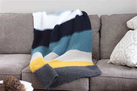 Knit a Blanket for Beginners - An Easy and Free Knitting Pattern - Free Step by Step Beginner ...