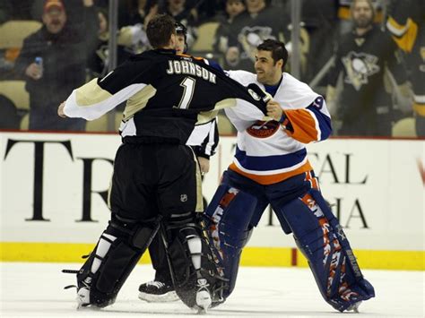 Goalie Fight And Five-Goal Hat-Trick Mark A Wild Night In The NHL | IBTimes