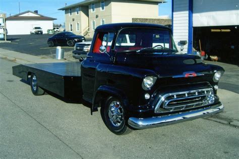 1957 CHEVROLET CUSTOM PICKUP