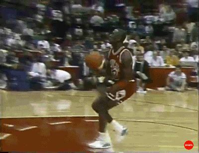 Basketball Dunk GIFs - Get the best GIF on GIPHY