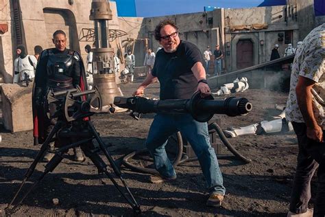 'Star Wars: The Mandalorian' Creator Jon Favreau Believes Creatives ...