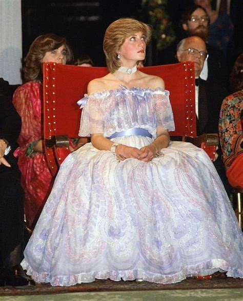 One of my all-time favourite dresses Diana wore.... | Princess diana photos, Princess diana ...