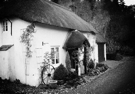 Dartmoor Cottage | A quintessential cottage on a lane in Dar… | Clive Clifford | Flickr