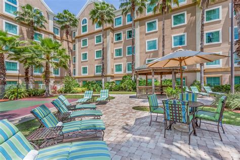 Hawthorn Suites by Wyndham Orlando Lake Buena Vista | Orlando, FL Hotels