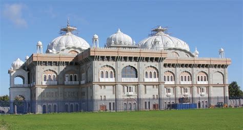 Sikh place of worship: The gurus of Gravesend | Features | Building