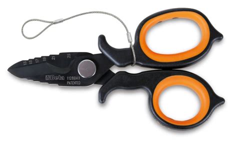 Double-acting electricians' scissors, with milling profiles in DLC ...