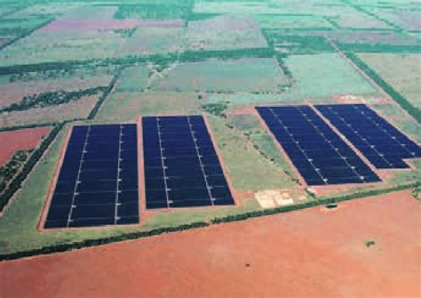 The ARENA Solar Flagship Utility Scale Solar Farm, Nyngan NSW. AGL ...