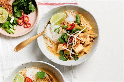 Singapore-Style Vegetarian Laksa Recipe - EatWell Magazine