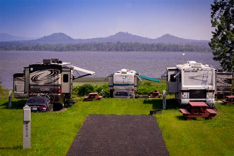 Best RV Campgrounds In Vermont - RV Expeditioners