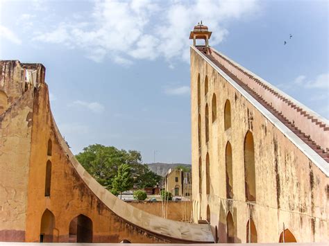 Gallery of Architecture at the Service of Science: Jantar Mantar, Astronomical Observatories in ...