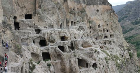 Welcome to the Republic of Georgia! : Vardzia. Centuries of history..