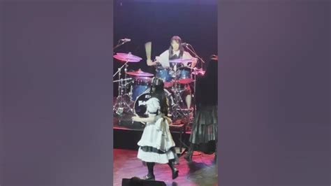 Band-Maid: Akane & Mincho Solos - YouTube
