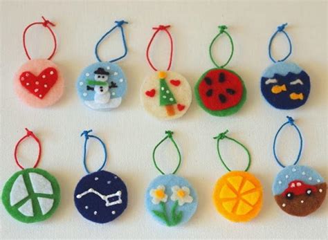 Felt Art Christmas Ornament Crafts for Kids | AllFreeChristmasCrafts.com