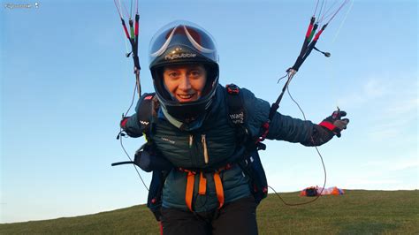 Nancy testing the new Wani Light 2... - Flybubble Paragliding