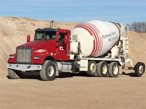 Kenworth - W900S Mixer Kansas Sand and Concrete | Monarch Ce… | Flickr