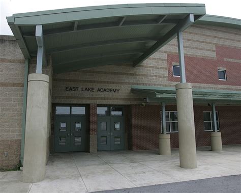 East Lake Academy back open after bomb threat | Chattanooga Times Free Press