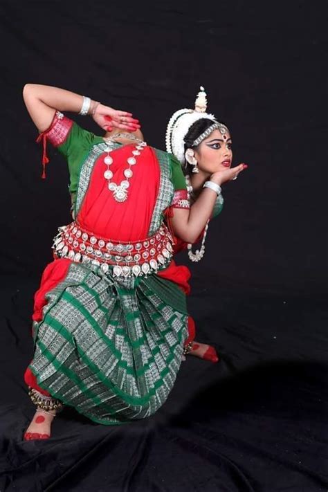 What a perfection !! A very difficult pose of Odissi Dance form ...