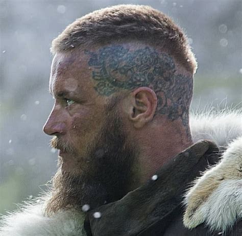 What is this haircut called? - Travis Fimmel from the show Vikings : r ...