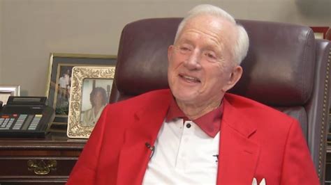 Frank Broyles, legendary Razorback coach and athletics director, dies | KATV