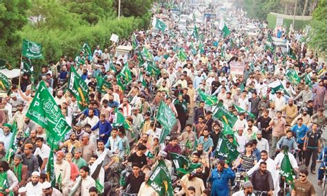 TLP praises Karachiites for its victory - Pakistan - DAWN.COM