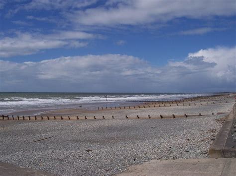 Tywyn: North Beach - Fishing in Wales