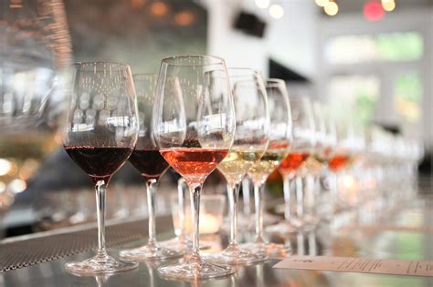 11 Best Wine Bars in Chicago for Pinot Noir and More