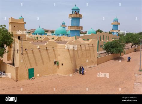 niger zinder city grand mosque Stock Photo - Alamy