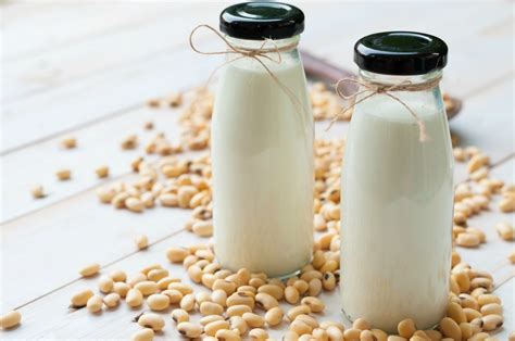 Storing Soy Milk Without Refrigeration | ThriftyFun