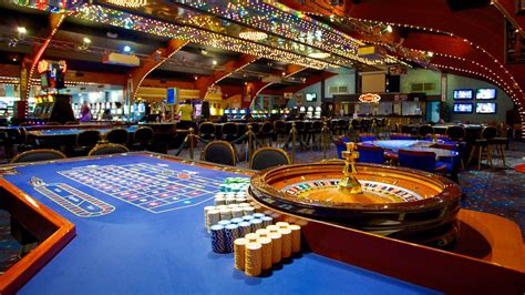 Hollywood Casino in Maho Reef, | Expedia