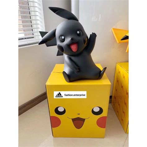 Black Pikachu Figure Statue, Hobbies & Toys, Collectibles & Memorabilia ...