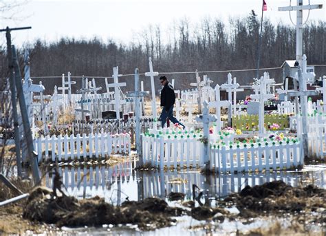 'Another reason to live:' Attawapiskat teen struggles for meaning in ...