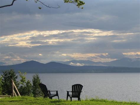 VRBO.com #853499 - Cabin on Lake Champlain, Charlotte, Vt | Vacation rental, Vacation, Cabin ...