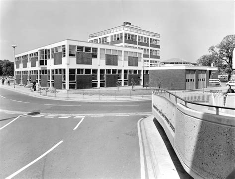 Dunstable Library in 1967, soon after opening. | Local history, Bedfordshire, History